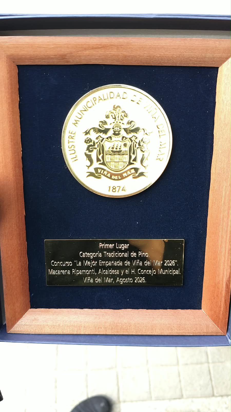 Placa del primer lugar, categoría tradicional de pino, concurso La Mejor Empanada de Viña del Mar 2026